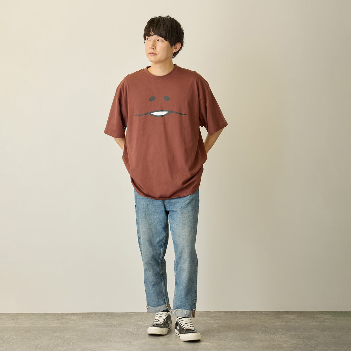 おさわり探偵 なめこ栽培キット Tシャツ んふんふ ブラウン