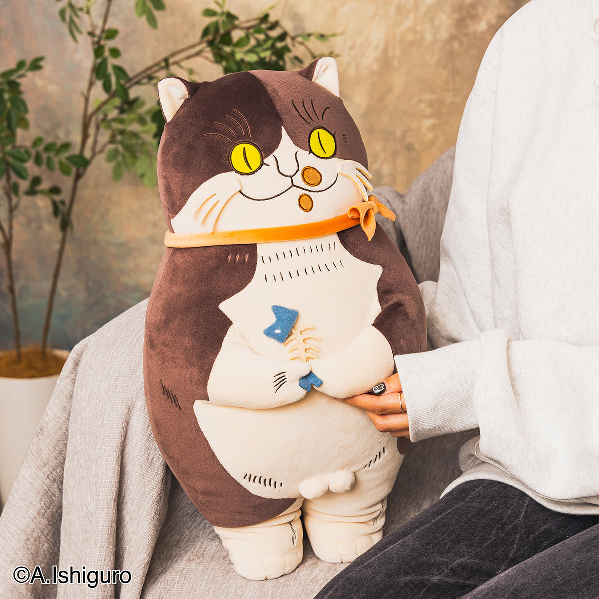 ばけねこだらけ ビッグぬいぐるみ (にゃす) – Gray Parka Service